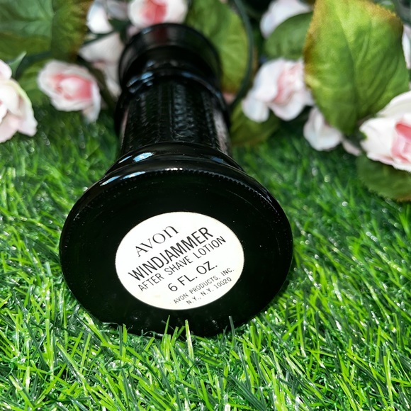 Vintage Avon - Water Pump Windjammer After Shave Lotion without pump handle - Picture 5 of 9